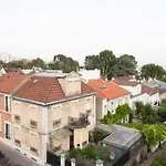 Nice Apt Near Buttes Chaumant Park